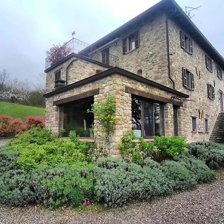 Bed & Breakfast Casale Sambuceto *