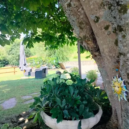 Casale Sambuceto * Compiano