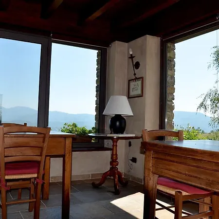 Casale Sambuceto Compiano