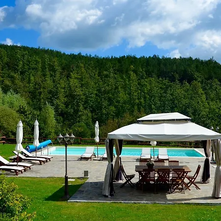 Bed & Breakfast Casale Sambuceto *