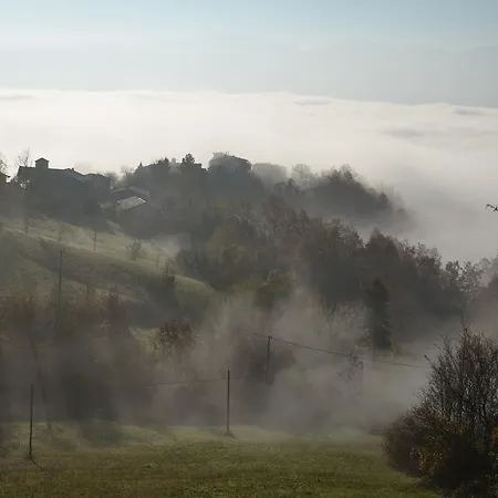 Casale Sambuceto Compiano